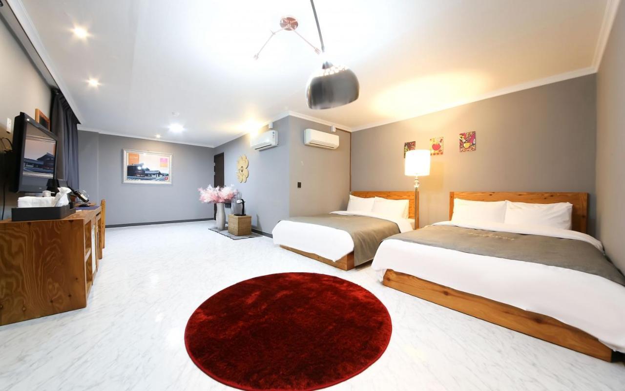 Gung Hotel Jeonju Bagian luar foto